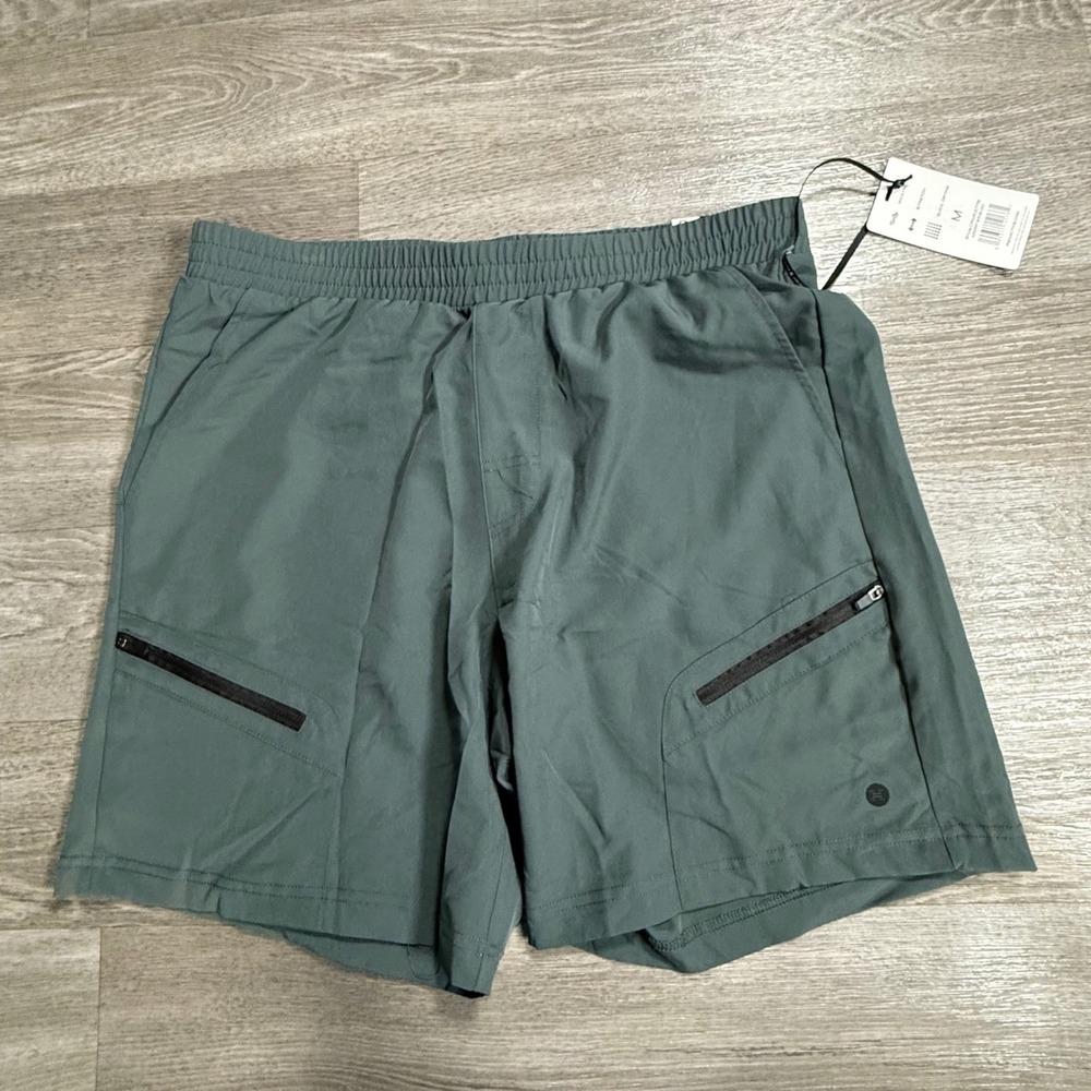 RBX Active Mens Training Shorts Green Quick Dry Zipper Pockets CRM5277B M NWT